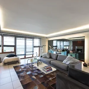 Apartment #luxlikehome-cosmopolitan Maison, Thessaloniki